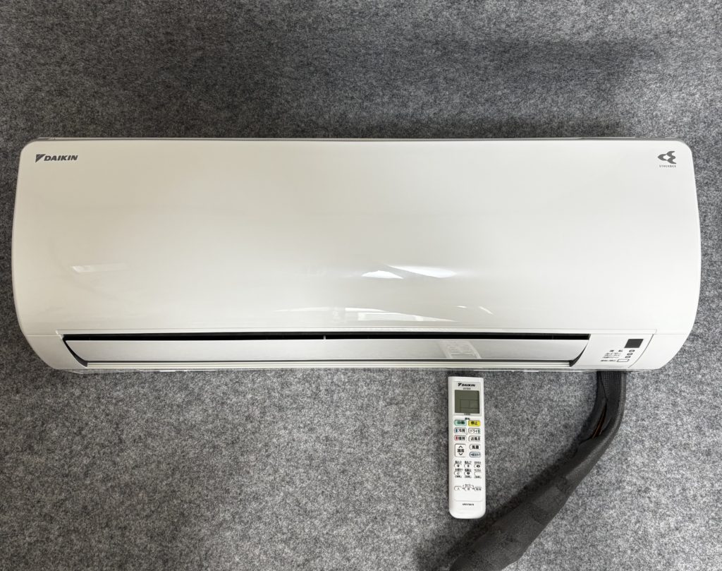 ダイキン　F22ZTES-W　2022年製　主に6畳用